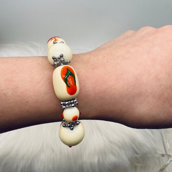 Flamingos & Flip-flops Beaded  Beach Bracelet - Picture 4 of 7